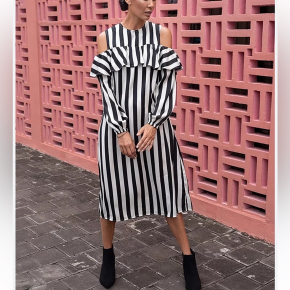 Jonny Cato The Drop Bold Striped Midi Dress - Picture 1 of 8